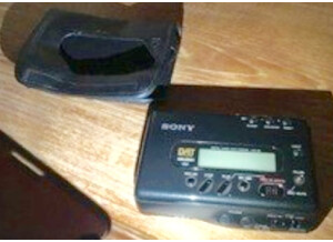 Sony TCD-D8 (27573)