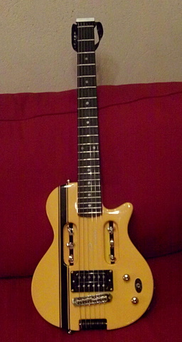 Traveler Guitar EG-1 Standard