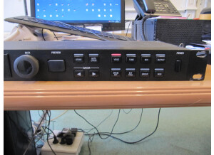 Alesis D4 (32485)