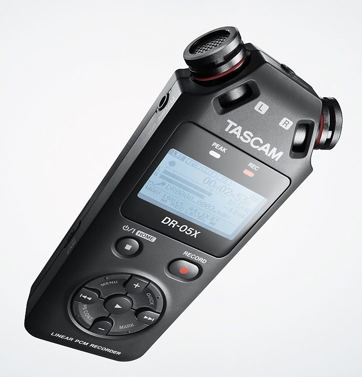 Tascam DR-05X : dr-05x_left_angle