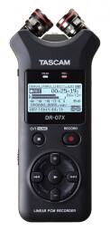 Tascam DR-07X : dr-07x_front_xy