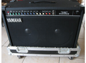 Ampli Yamaha G100-212-III a.JPG