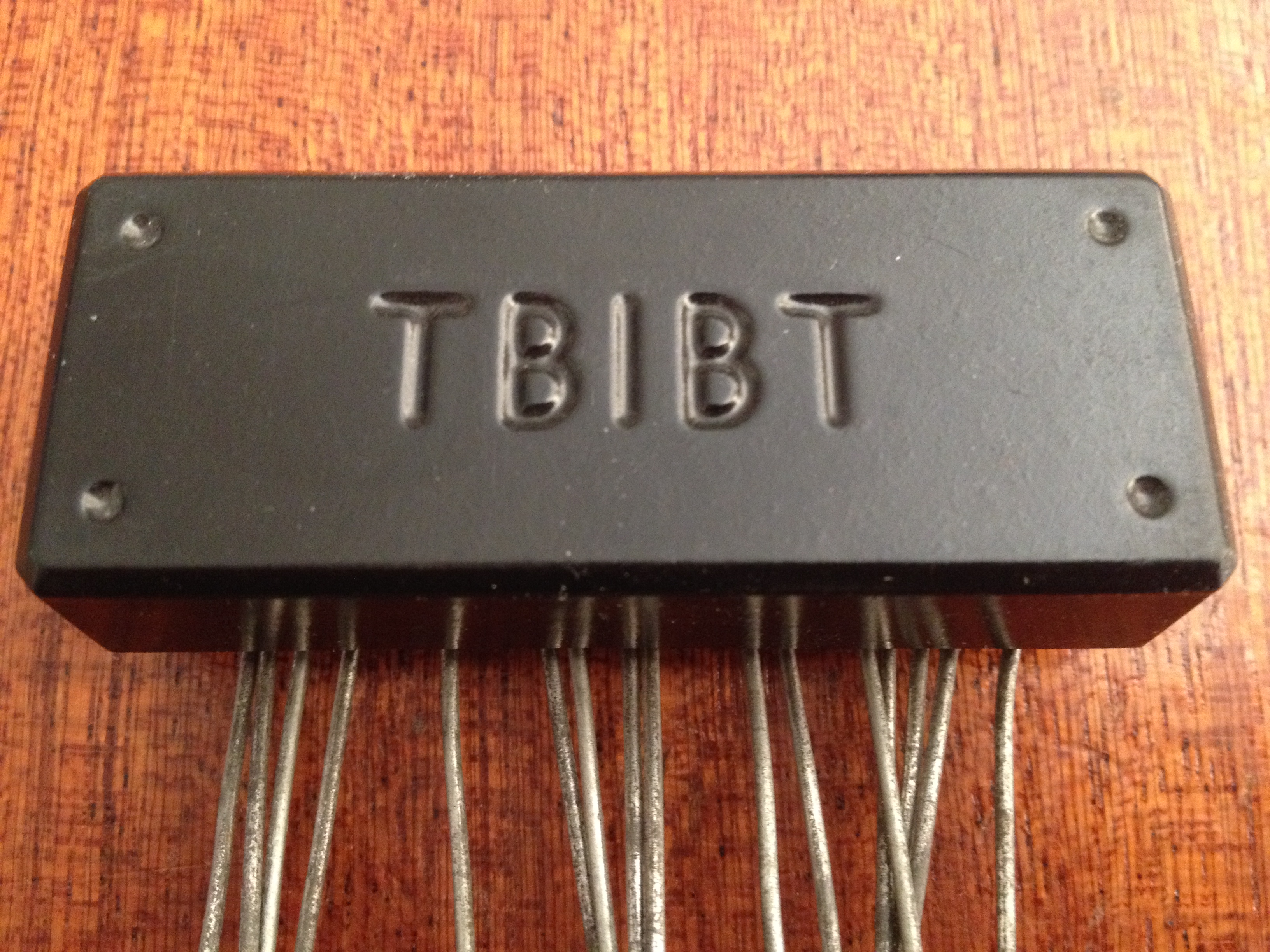 Vd préampli basse Bartolini TBIBT