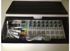 Arturia BeatStep Pro (86222)