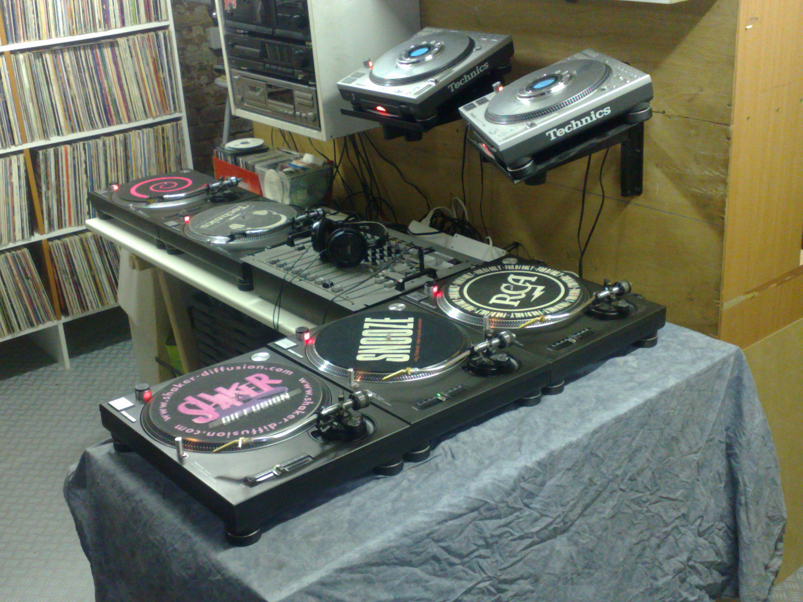 Technics SL-1210 MK2