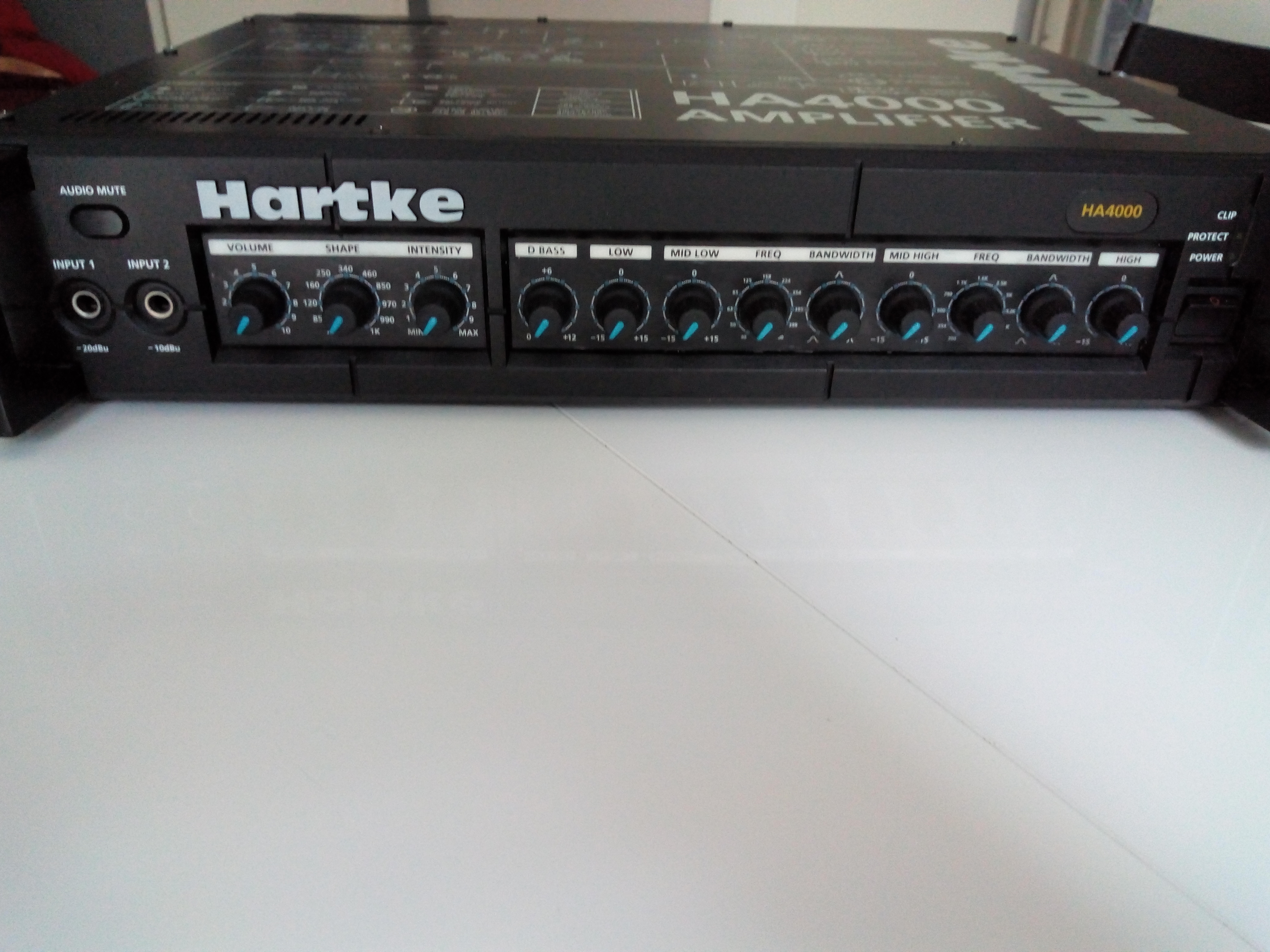 hartke ha4000