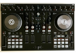 Native Instruments Traktor Kontrol S4 mk2 (42464)