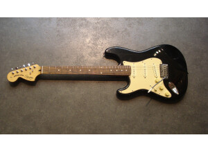 Squier Standard Stratocaster LH (13995)