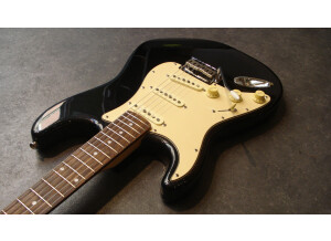 Squier Standard Stratocaster LH (79148)