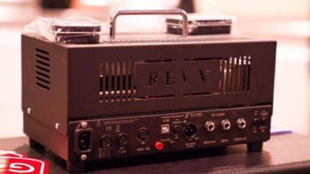 Revv D20 rear