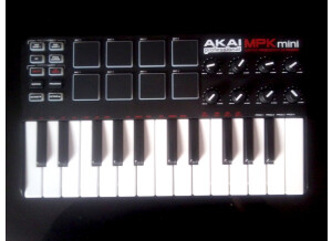 Akai MPK mini (14682)