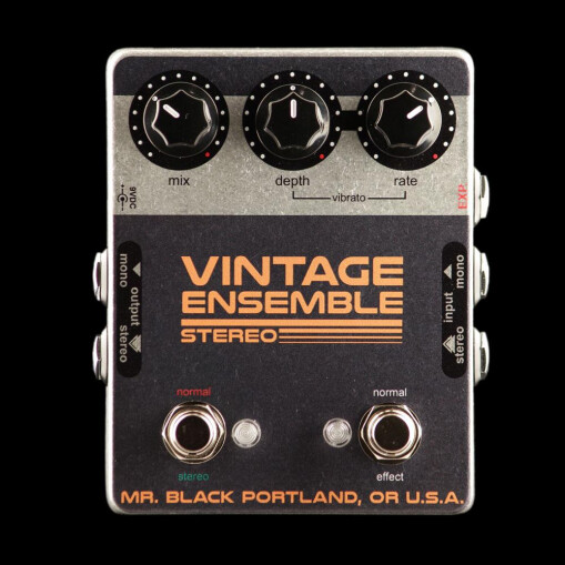 Stereo-Vintage-Ensemble-Front_1024x1024 Stereo-Vintage-Ensemble-Front_1024x1024