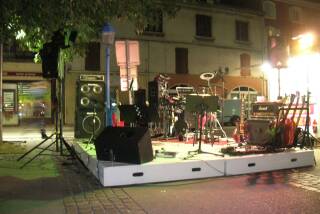 Behringer Eurolive B215A