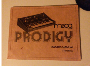 Moog Music Prodigy (75105)