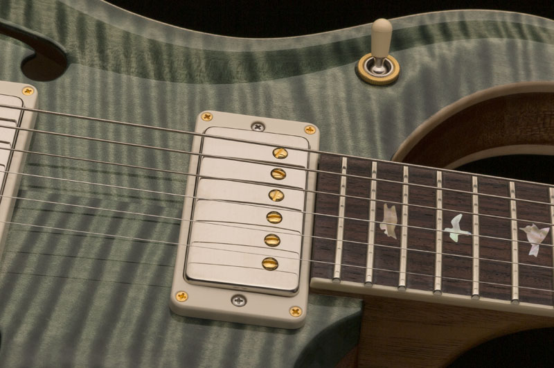 mccarty_hollowbody2_594_2019_photo2