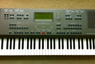 Korg Is40