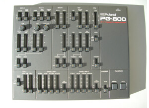 Roland PG-800 Synth Programmer (37943)