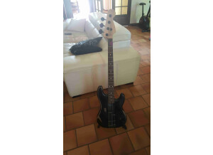 Fender Duff McKagan P Bass (1221)