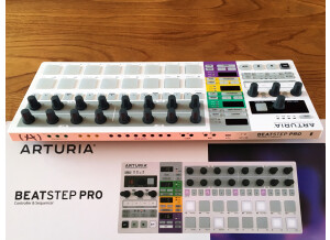 Arturia BeatStep Pro (98530)
