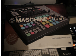 Native Instruments Maschine Studio (30462)