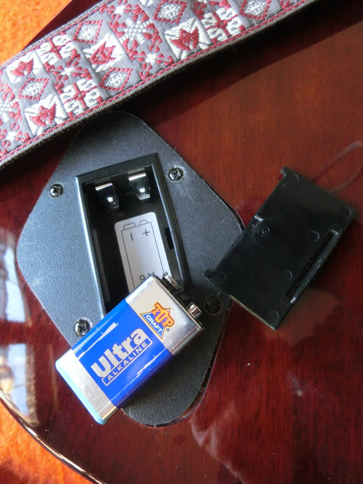 Cort M-Custom / M900