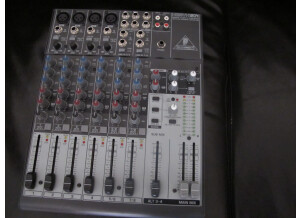 Behringer Xenyx 1204 (49679)