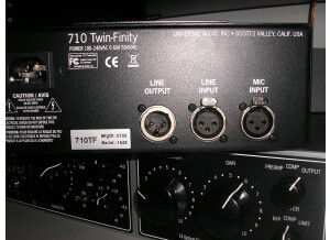 Universal Audio 710 Twin-Finity (22847)