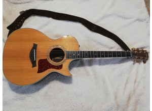 Taylor 812ce (61727)