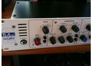 TL Audio Ivory Series V2 - 5051