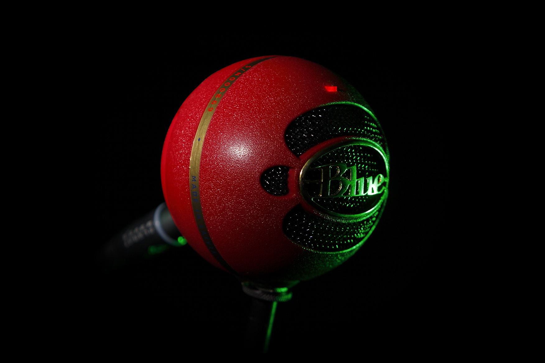 Blue Microphones Kickball