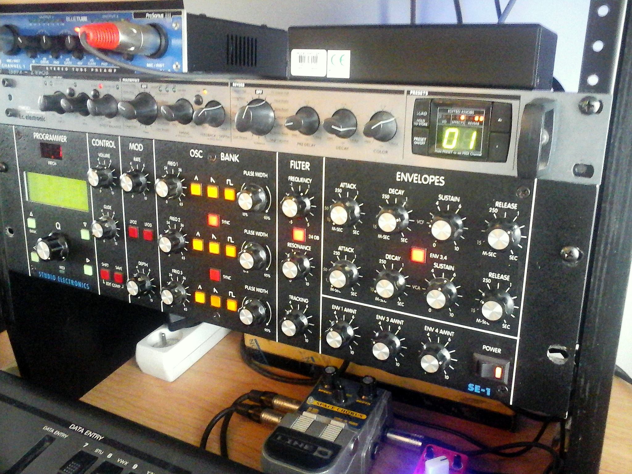 Studio Electronics SE-1