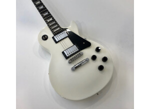 Gibson Les Paul Studio - Alpine White w/ Chrome Hardware (82039)