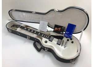 Gibson Les Paul Studio - Alpine White w/ Chrome Hardware (29998)
