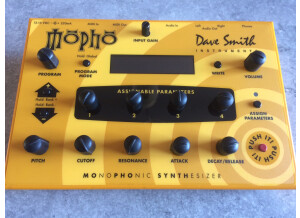 Dave Smith Instruments Mopho (9537)