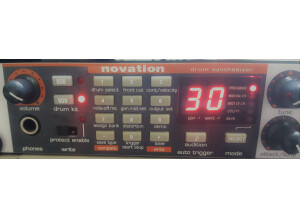 Novation D-Station (82472)