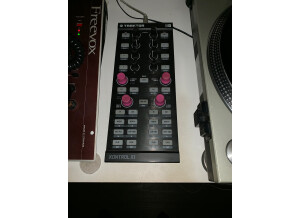 Native Instruments Traktor Kontrol X1 (47566)