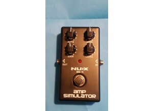 nUX AS-4 Modern Amplifier Simulator