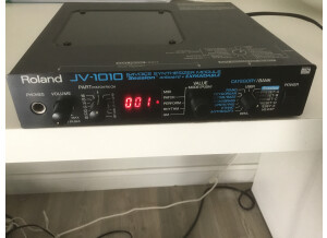 Roland JV-1010 (71479)