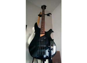 Dean Guitars Zone Bass