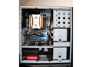 No Name PC / Ordinateur / Station de travail / Workstation / MAO (2833)