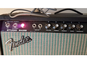 Fender Studio Bass (42303)