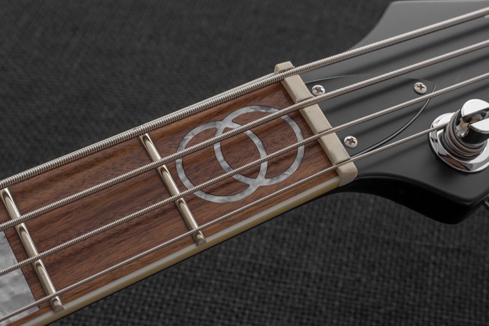 Reverend-Guitars-Brad-Houser-Basshouser-Fatfish-32-Bass-Inlay-1000x667