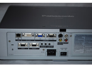 Panasonic PT-F300E