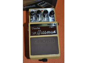 579-1-Boss-FBM-1-simulateur-du-Fender-59