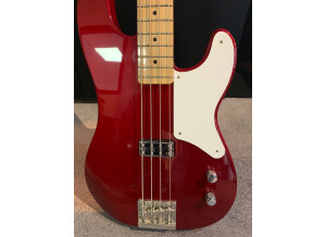 Fender Classic Player Cabronita Precision Bass