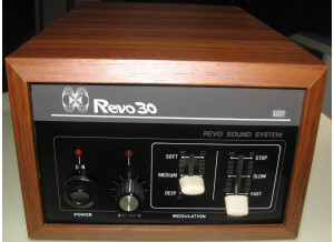 Roland Revo 30 (80188)
