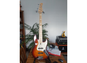 Sire Marcus Miller V7 5ST (Ash) (78023)