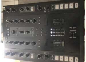 Native Instruments Traktor Kontrol Z2 (1604)