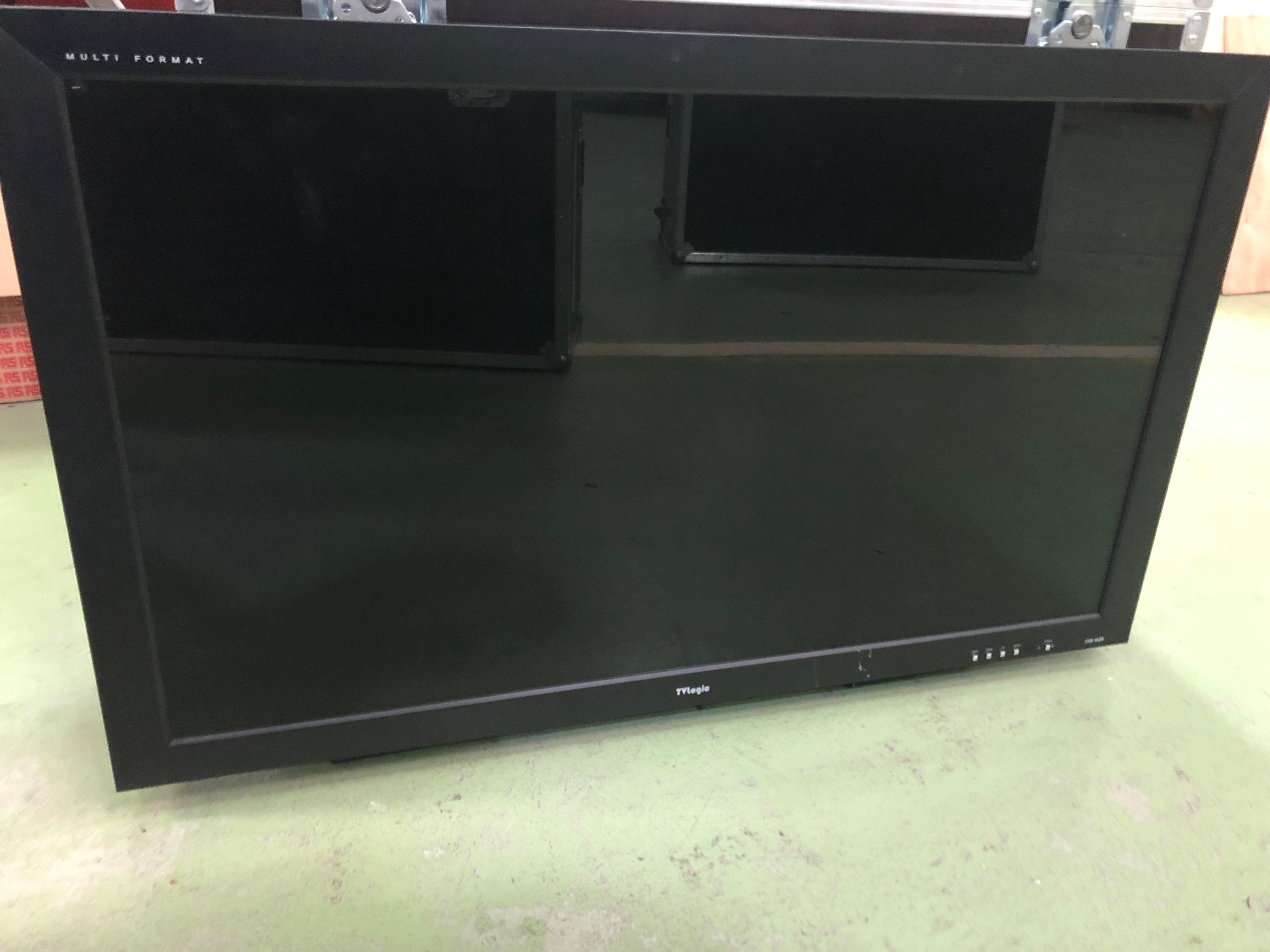 MONITEUR TVLOGIC LHM460W