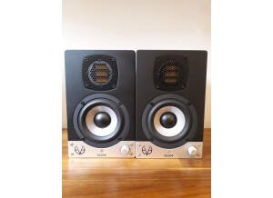 Eve Audio SC204 (9198)